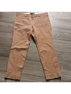 Banana Republic women's sloan trousers. Size 6 P. EUC